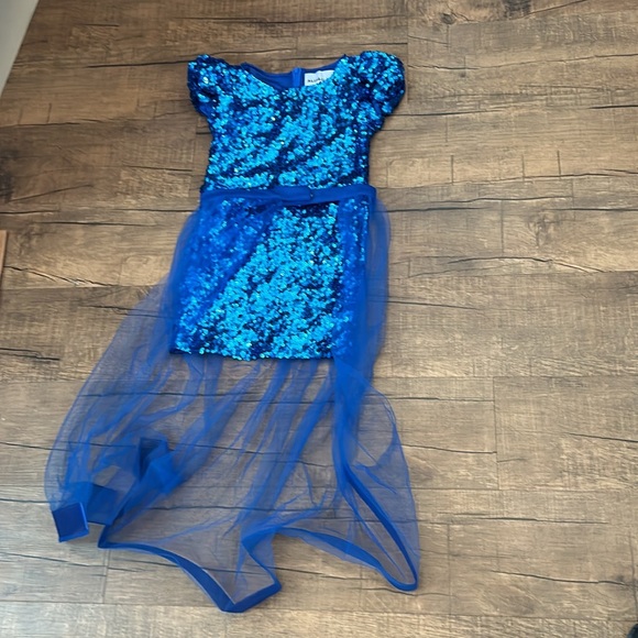 Tween Girls Mesh Overlay Blue Sequin Mini Dress - Picture 4 of 4